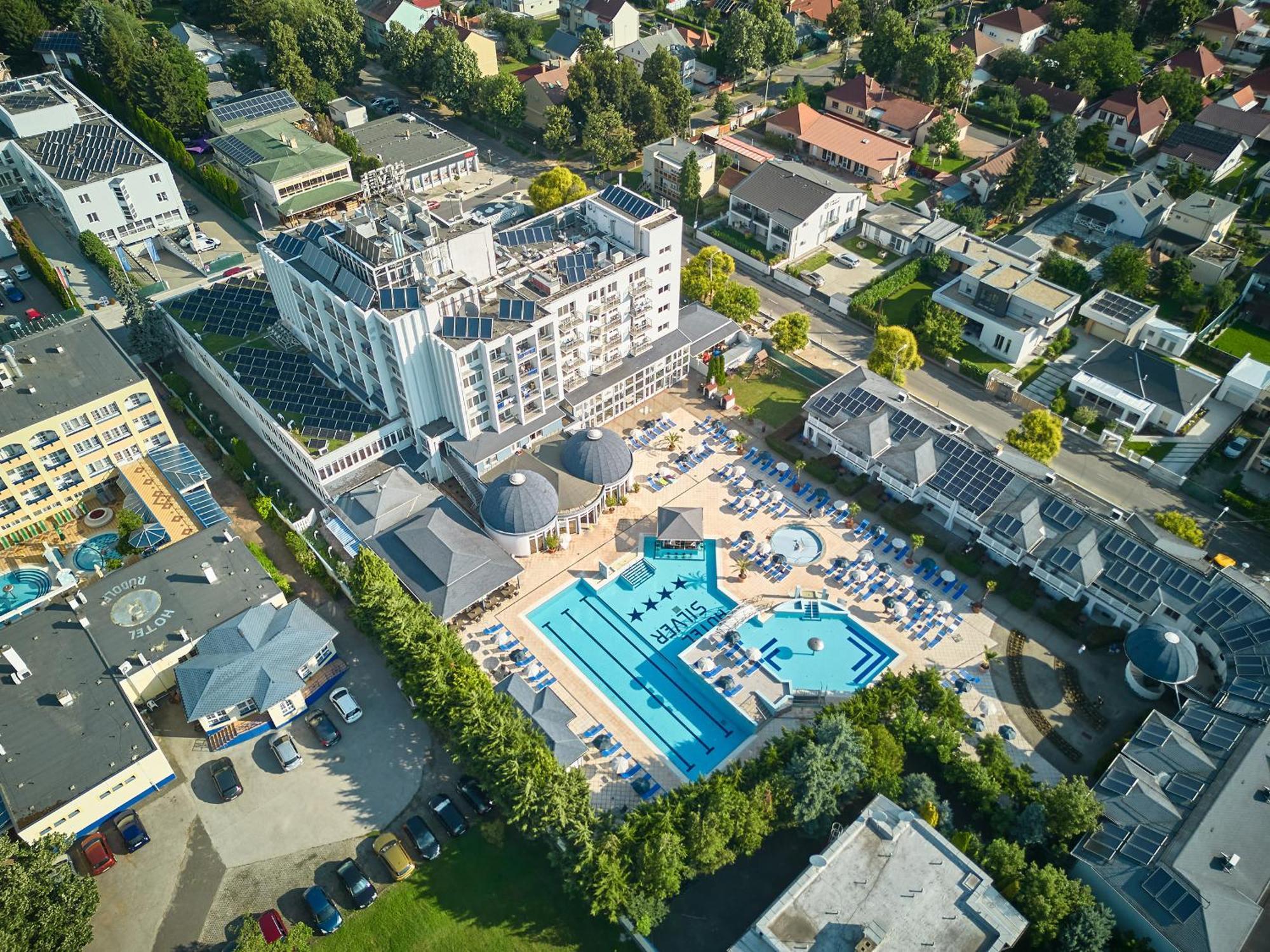 Hotel Silver Hajdúszoboszló Exterior foto